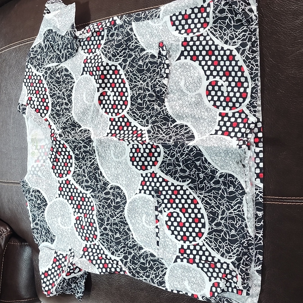 Xl scrub top